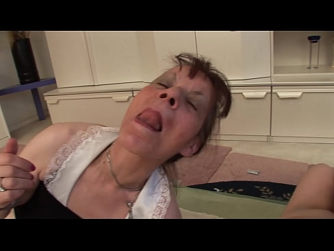 ❤️ Duas avós e um avô têm um ménage à trois ❌ Porno vídeo em pt.milfnut-net.ru ﹏